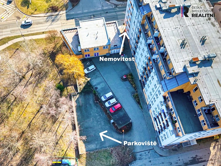 Prodej obchodního prostoru 149 m² - foto 1