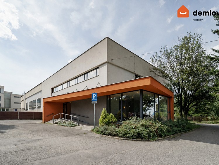 Prodej obchodního prostoru 435 m² - foto 1