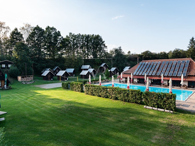 Prodej ubytovacího zařízení 1 795 m² - foto 4