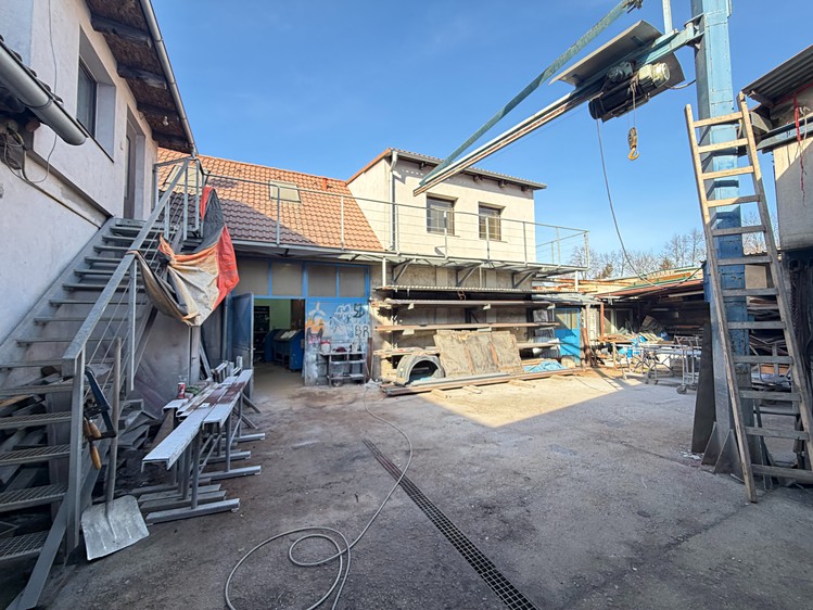 Prodej obchodního prostoru 366 m² - foto 4