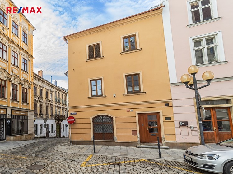 Prodej komerční nemovitosti 200 m² - foto 4