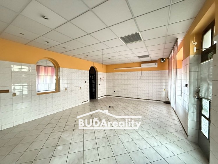 Prodej obchodního prostoru 90 m² - foto 3