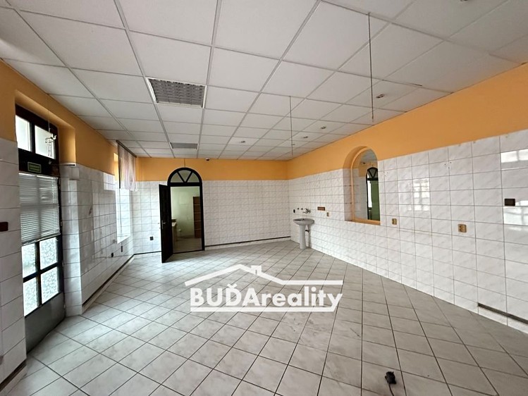 Prodej obchodního prostoru 90 m² - foto 1