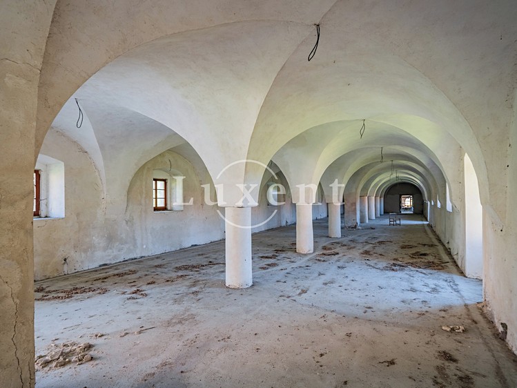 Prodej komerční nemovitosti 5 100 m² - foto 6