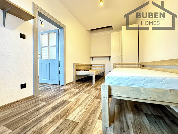 Prodej činžovního domu 220 m² - foto 6