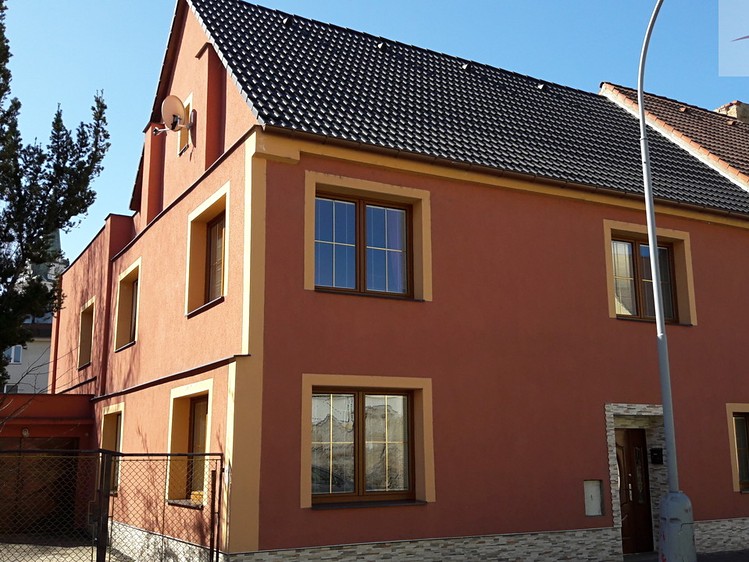 Prodej činžovního domu 233 m² - foto 1