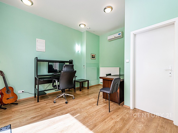Prodej obchodního prostoru 91 m² - foto 4