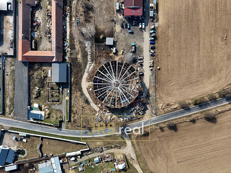 Prodej zemědělského objektu 1 500 m² - foto 2