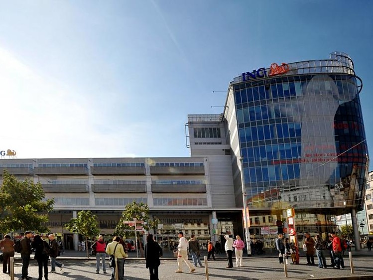 Prodej obchodního prostoru 126 m² - foto 1