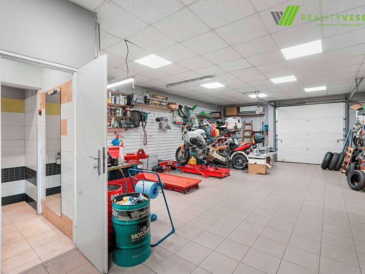 Prodej obchodního prostoru 173 m² - foto 7