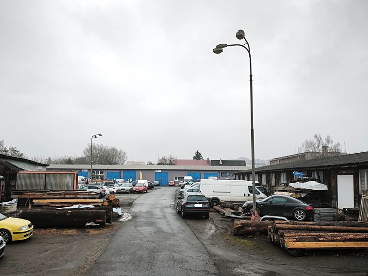 Prodej výrobní haly, prostoru 2 000 m² - foto 5