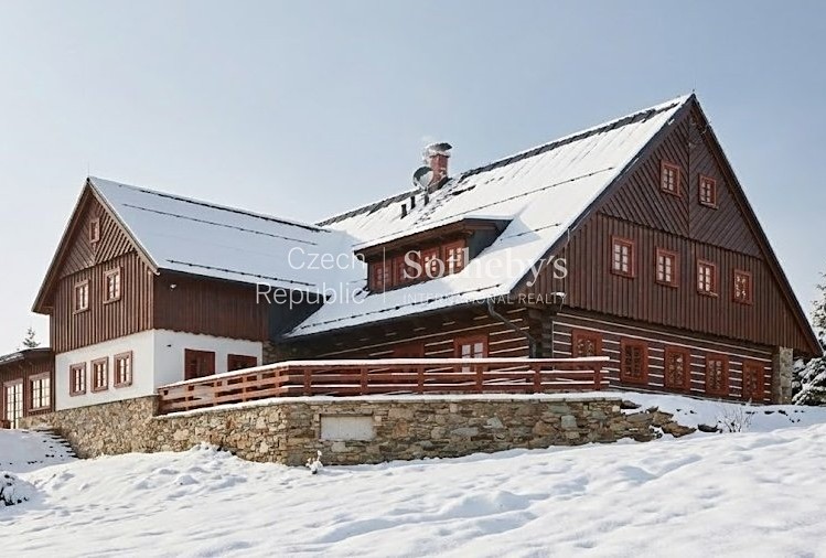 Prodej ubytovacího zařízení 800 m² - foto 1