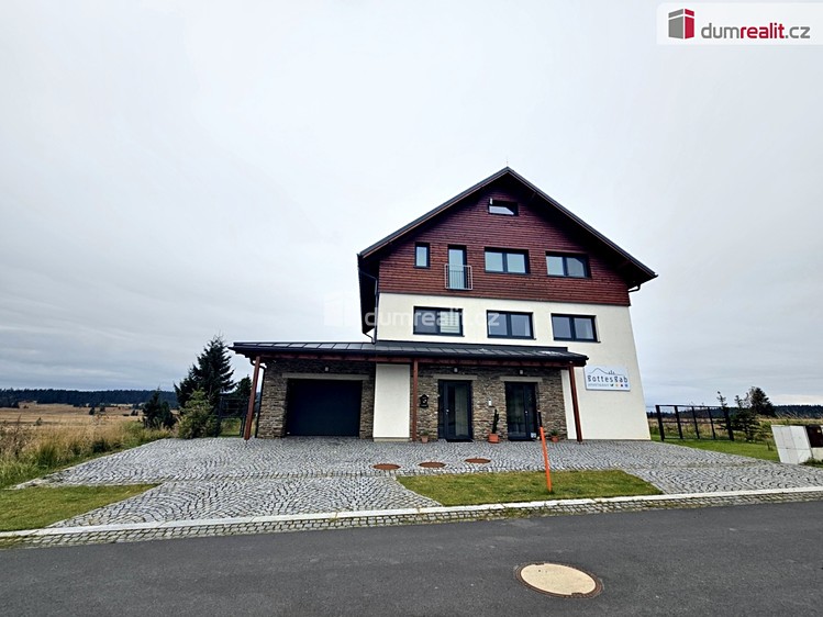 Prodej ubytovacího zařízení 360 m² - foto 1