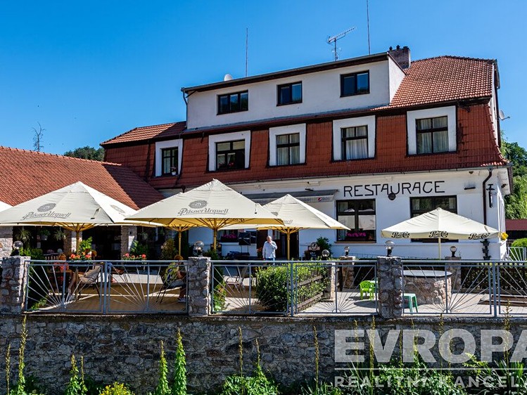 Prodej komerční nemovitosti 458 m² - foto 3