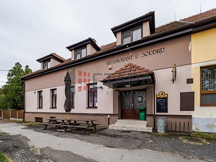 Prodej ubytovacího zařízení 382 m² - foto 1