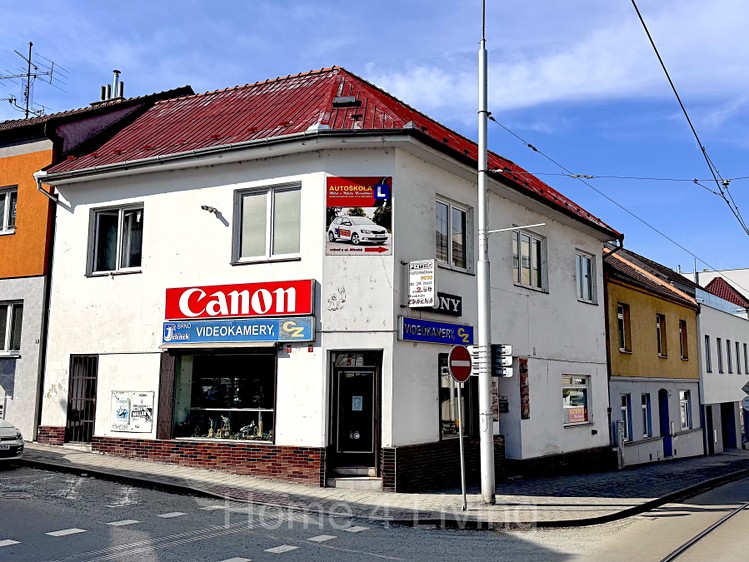 Prodej činžovního domu 210 m² - foto 1