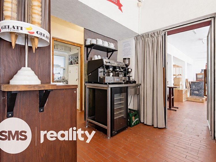 Prodej komerční nemovitosti 476 m² - foto 8