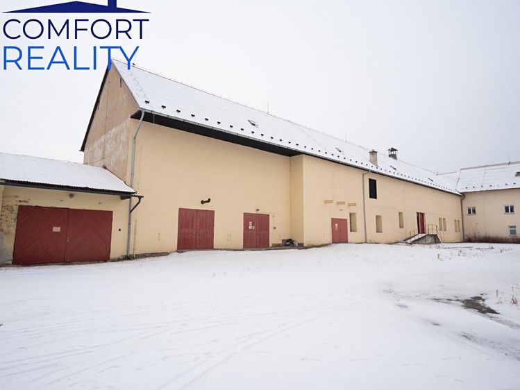 Prodej komerční nemovitosti 1 900 m² - foto 5