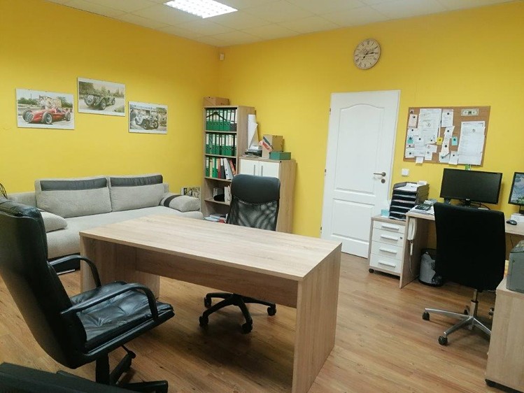 Prodej kanceláře 350 m² - foto 2