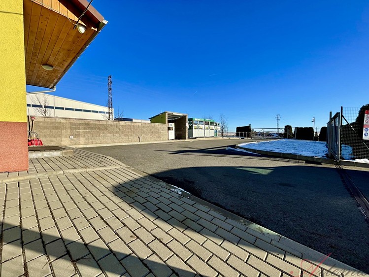Prodej komerční nemovitosti 994 m² - foto 6