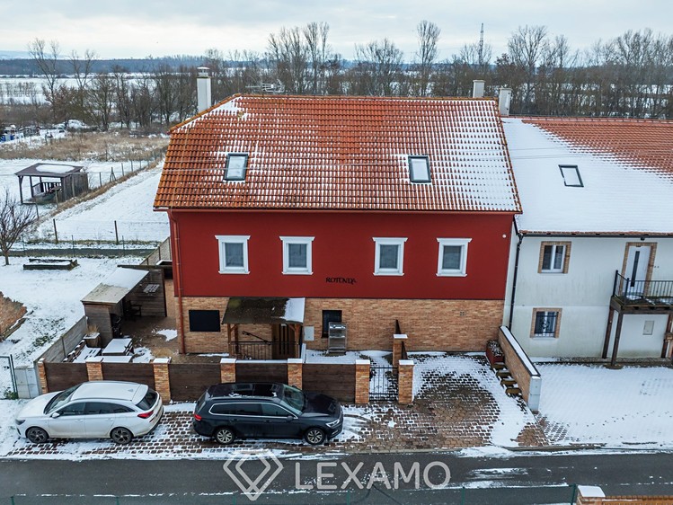 Prodej ubytovacího zařízení 241 m² - foto 4