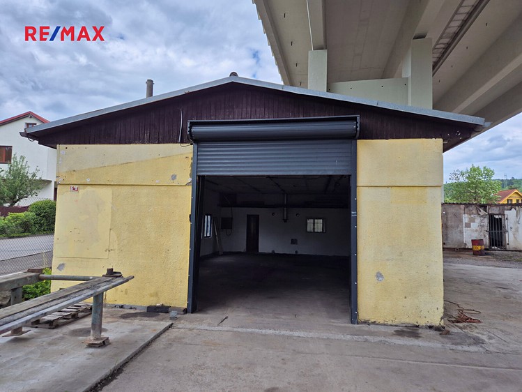 Pronájem komerční nemovitosti 80 m² - foto 1