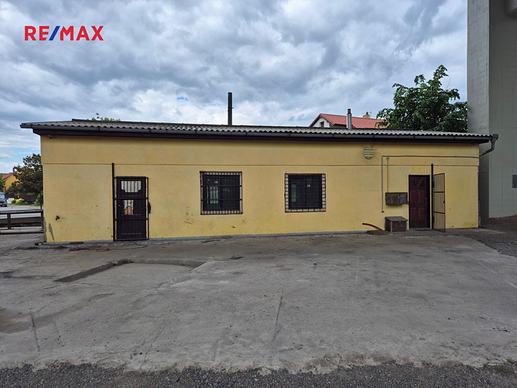 Pronájem komerční nemovitosti 80 m² - foto 8