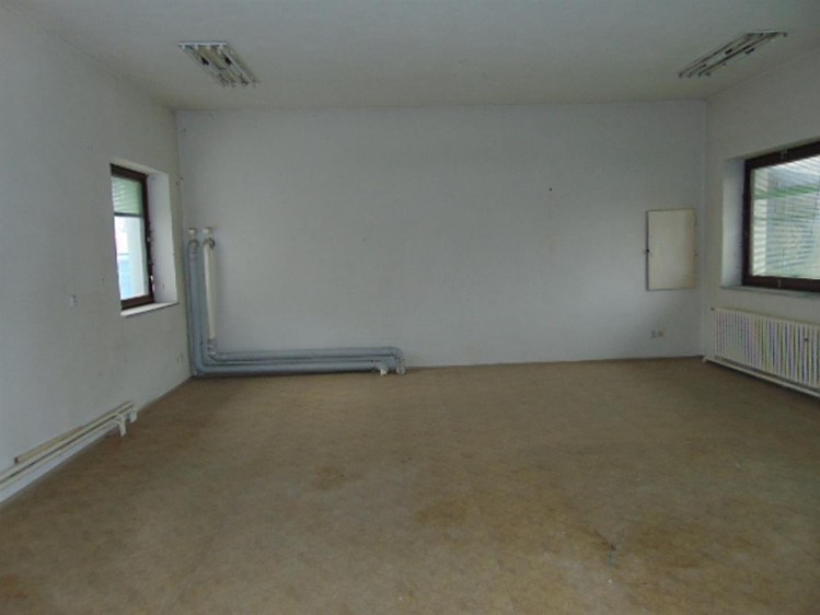 Pronájem výrobní haly, prostoru 67 m² - foto 2