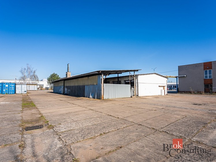 Pronájem výrobní haly, prostoru 1 059 m² - foto 8