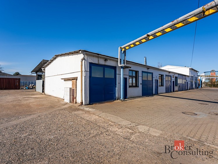 Pronájem výrobní haly, prostoru 1 059 m² - foto 7