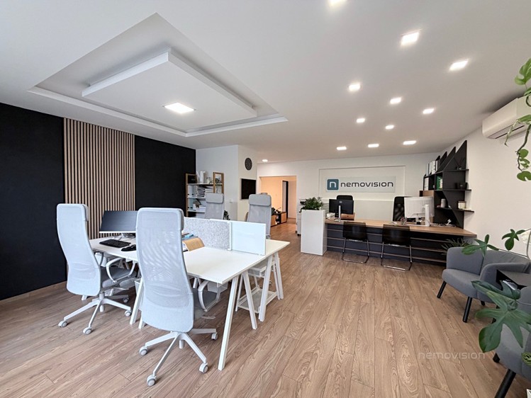 Pronájem kanceláře 71 m² - foto 2