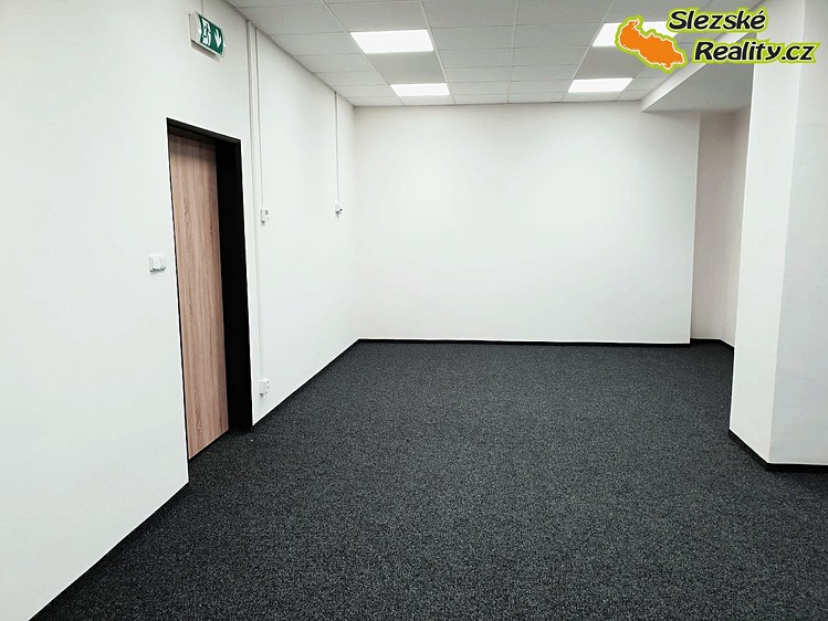 Pronájem kanceláře 19 m² - foto 4