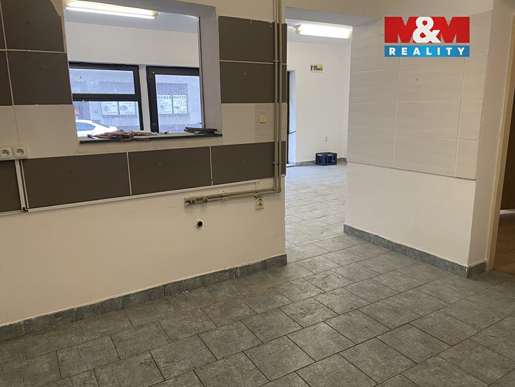 Pronájem obchodního prostoru 48 m² - foto 6