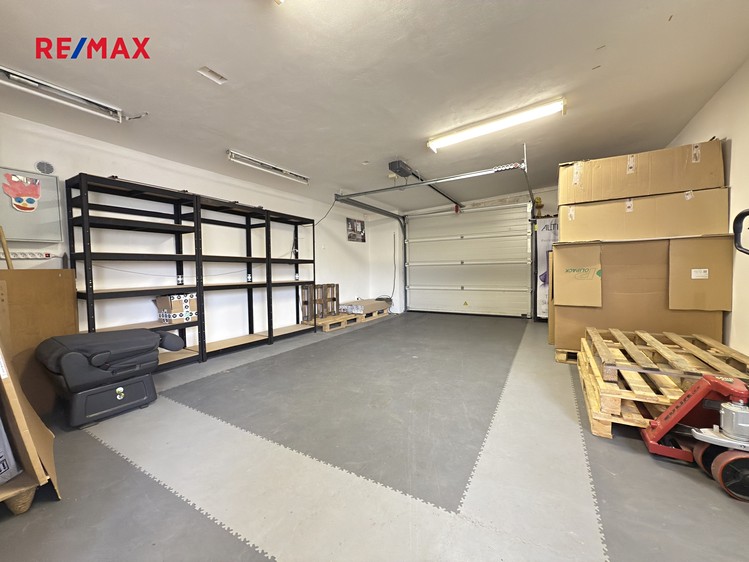 Pronájem komerční nemovitosti 145 m² - foto 2