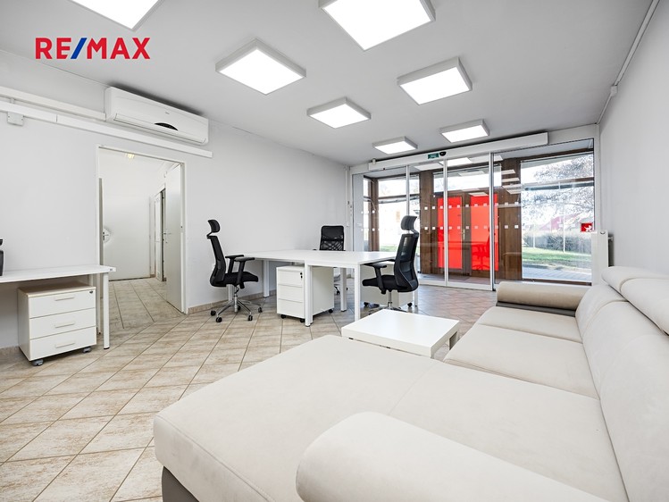 Pronájem obchodního prostoru 120 m² - foto 4