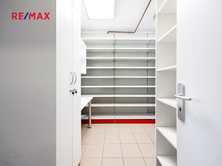 Pronájem obchodního prostoru 120 m² - foto 7