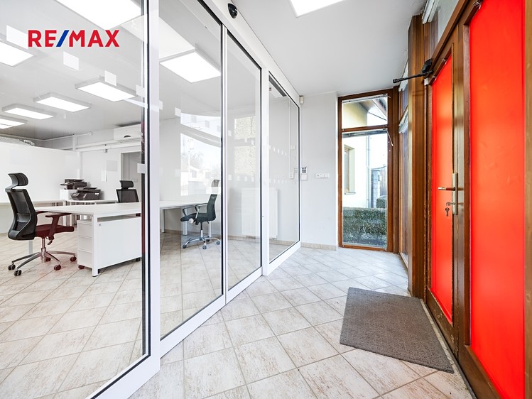 Pronájem obchodního prostoru 120 m² - foto 6