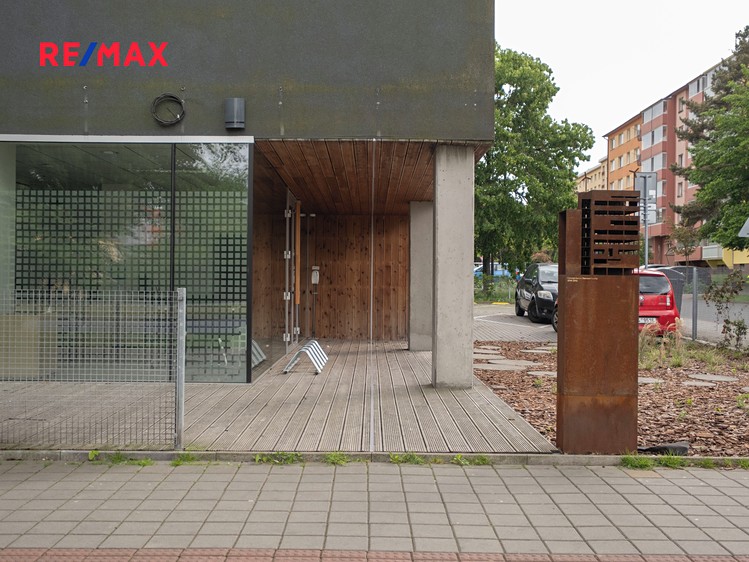 Pronájem obchodního prostoru 146 m² - foto 4