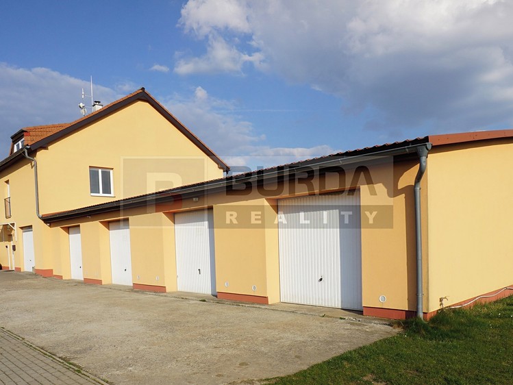Pronájem kanceláře 514 m² - foto 1