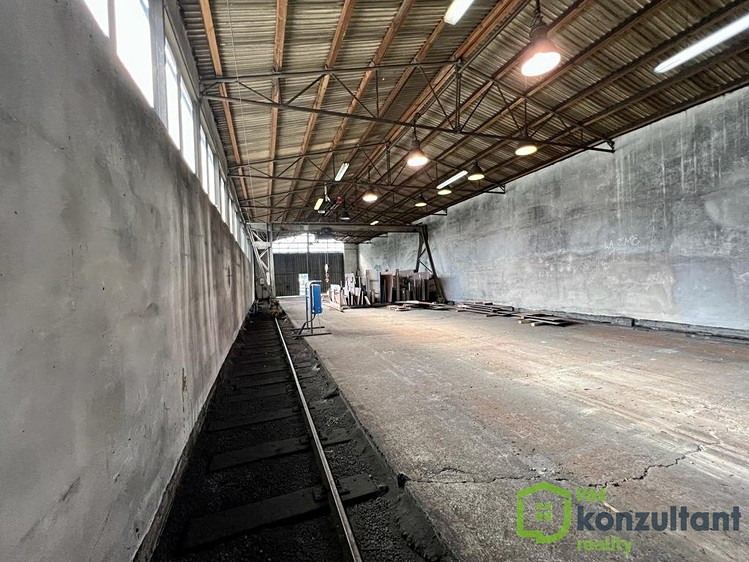 Pronájem výrobní haly, prostoru 333 m² - foto 4