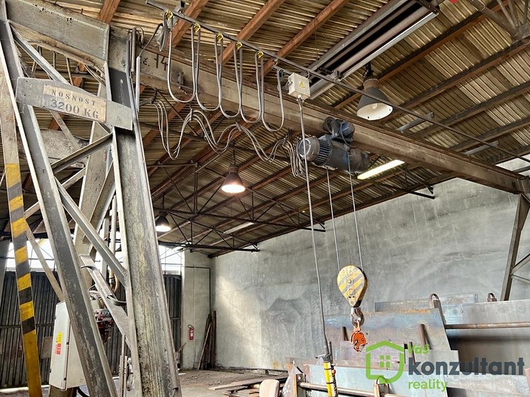 Pronájem výrobní haly, prostoru 333 m² - foto 8