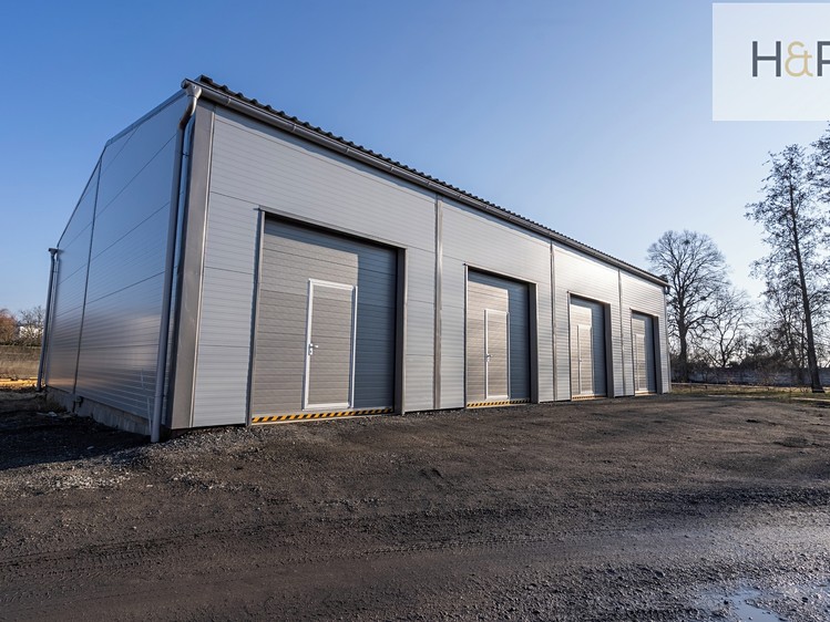 Pronájem skladového prostoru 110 m² - foto 1