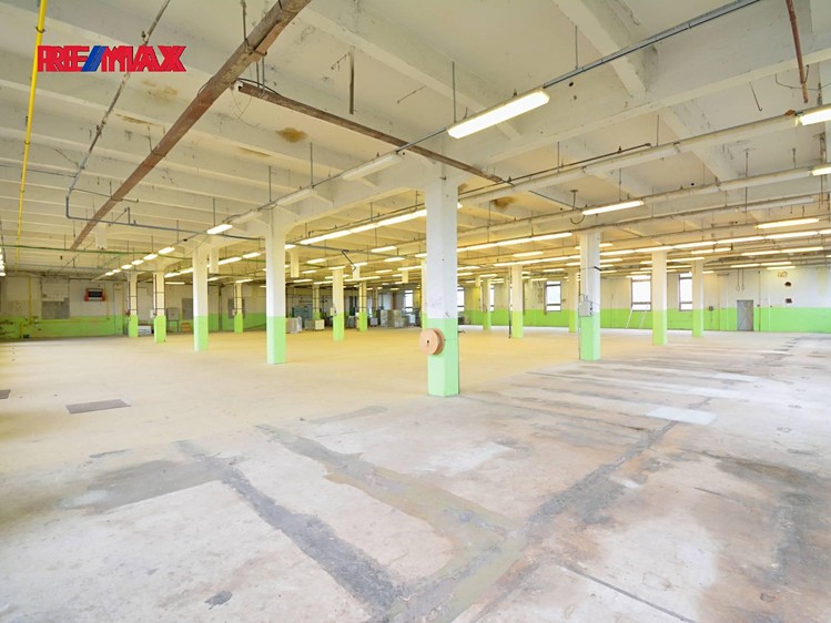 Pronájem výrobní haly, prostoru 1 422 m² - foto 3