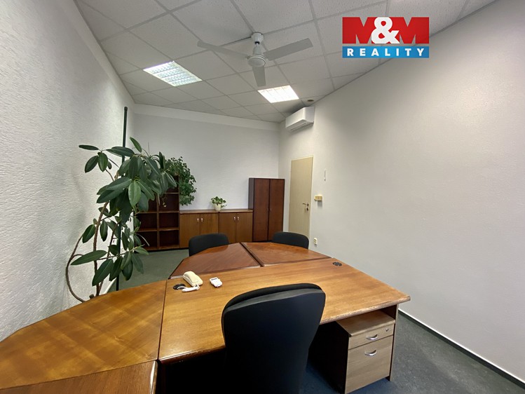 Pronájem kanceláře 19 m² - foto 1