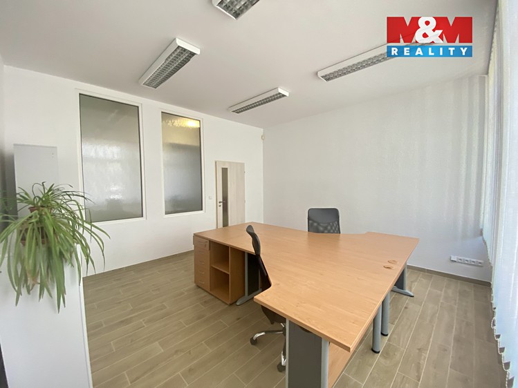 Pronájem kanceláře 21 m² - foto 2