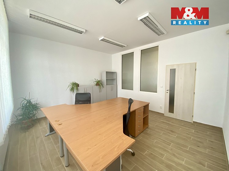 Pronájem kanceláře 21 m² - foto 4