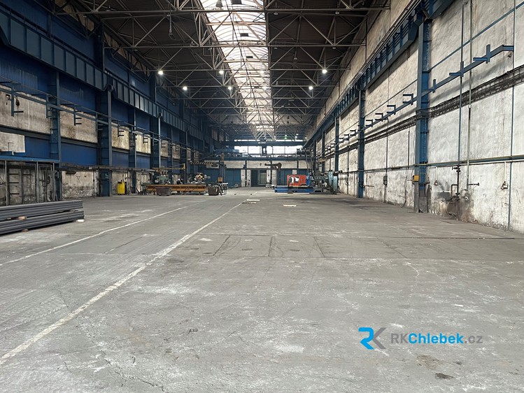 Pronájem skladového prostoru 1 992 m² - foto 3