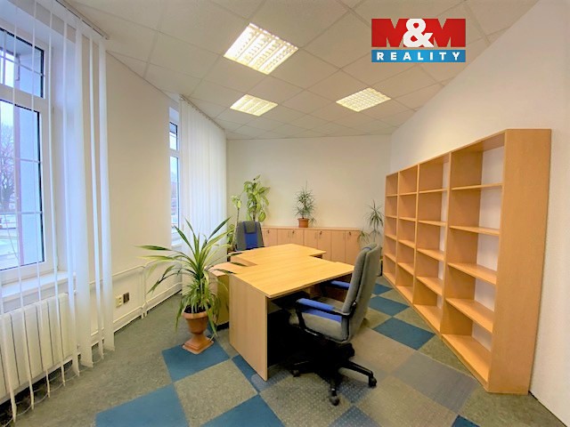 Pronájem kanceláře 24 m² - foto 1