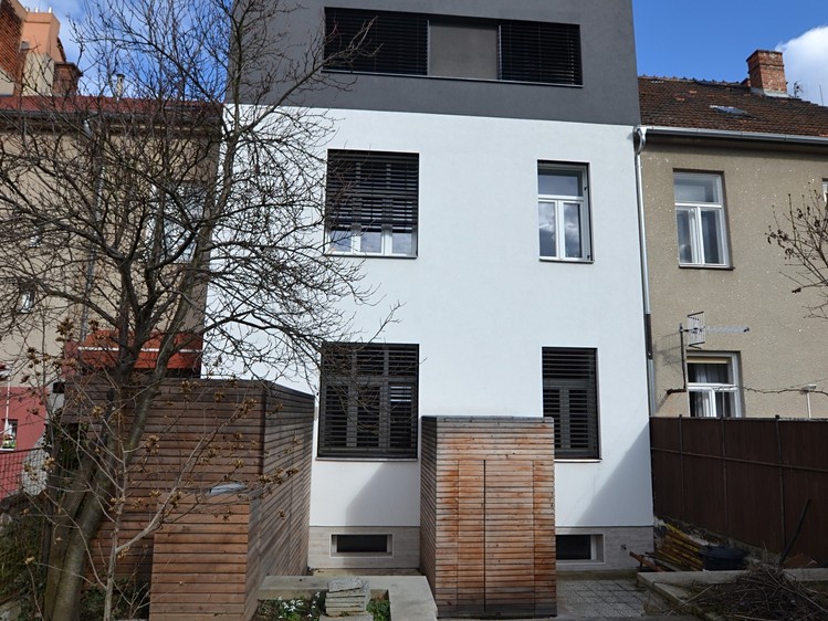 Pronájem kanceláře 100 m² - foto 5