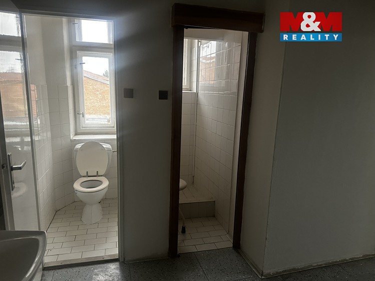 Pronájem obchodního prostoru 71 m² - foto 5